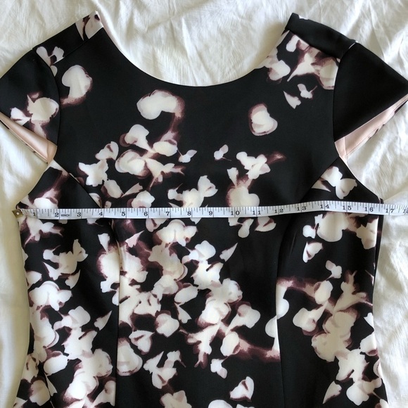 NWT Cleo Floral Midi Dress - Picture 8 of 12